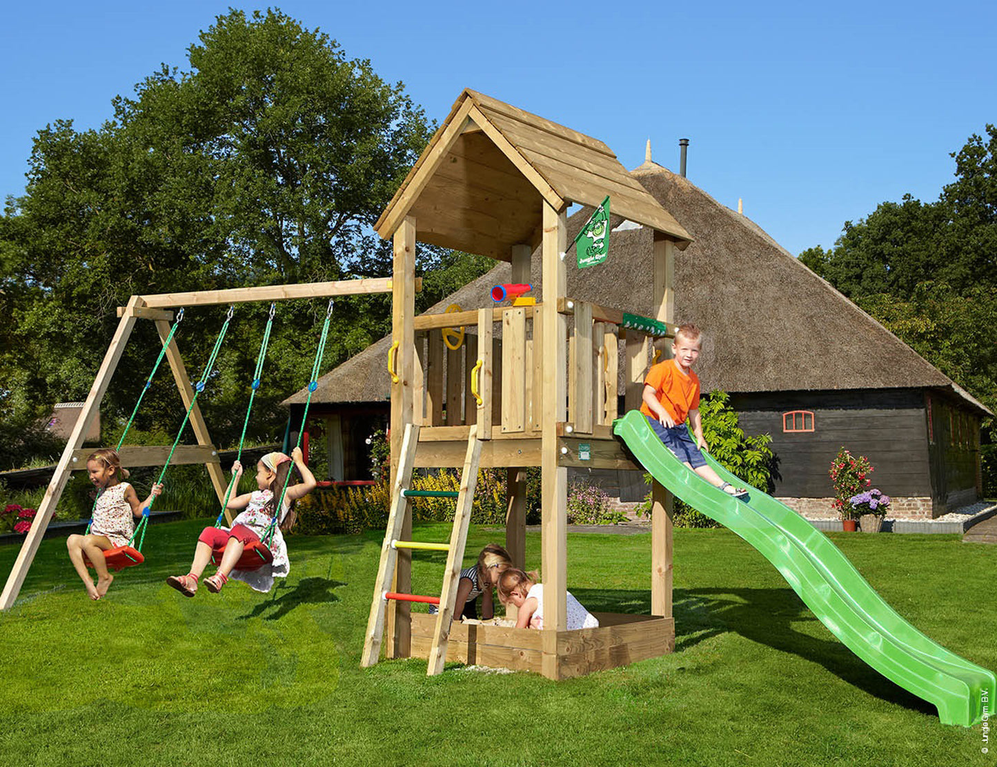 Leikkitornikokonaisuus Jungle Gym Club 2.1 ja 2-Swing Module 220 ilman liukumäkeä