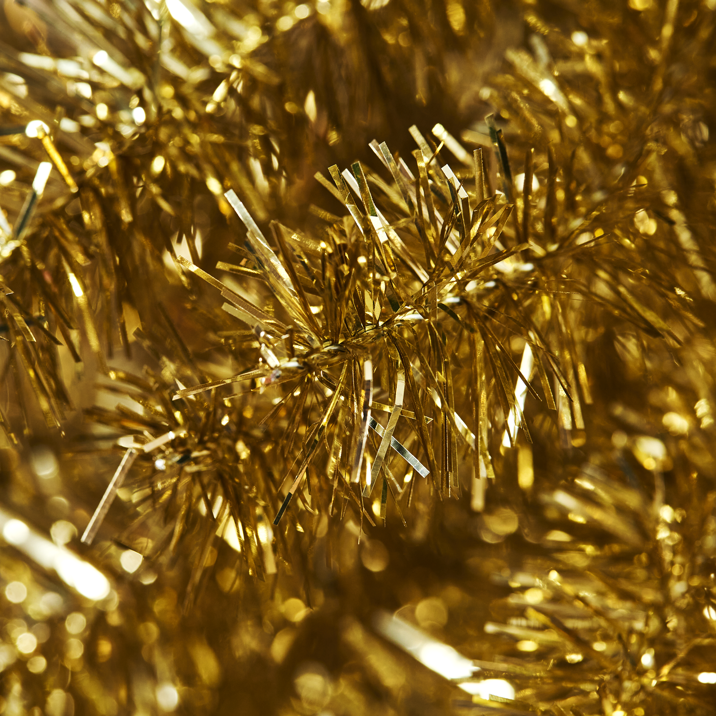 Joulukuusi Kapea PVC "BLING", Luokka C 180 x 68 cm ilman valoja, kulta NORDIC WINTER