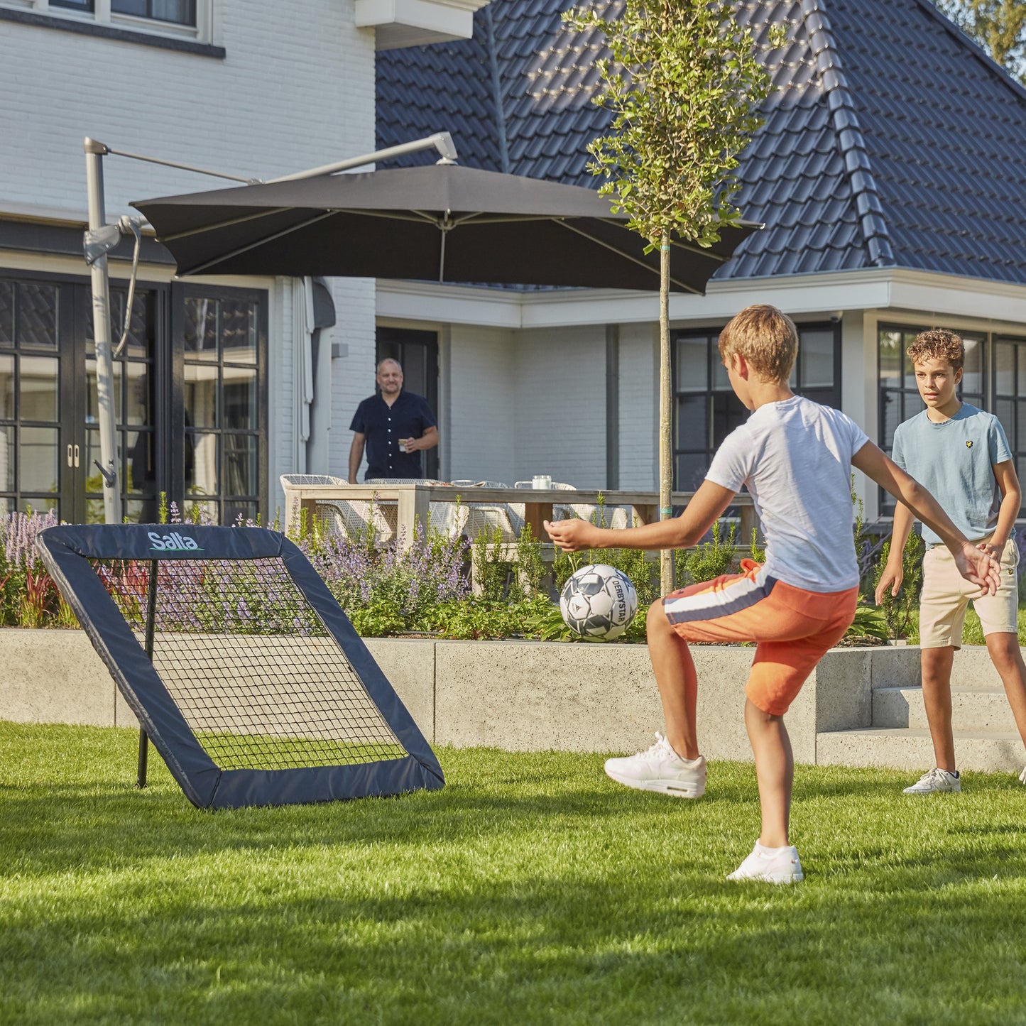 Palautusseinä Motion Rebounder 84 x 84 cm Salta