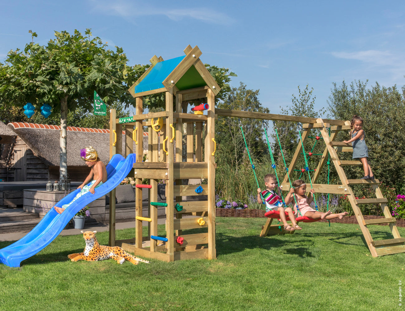 Leikkitornikokonaisuus Jungle Gym Nomad 2-Climb Module 200 ja sininen liukumäki
