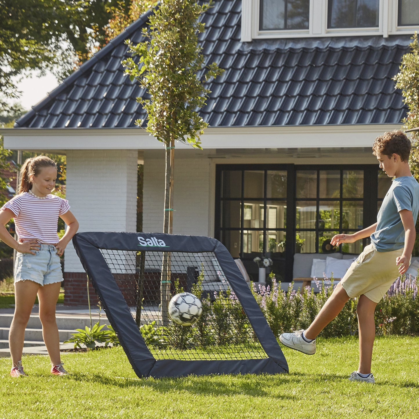 Palautusseinä Motion Rebounder 124 x 124 cm Salta